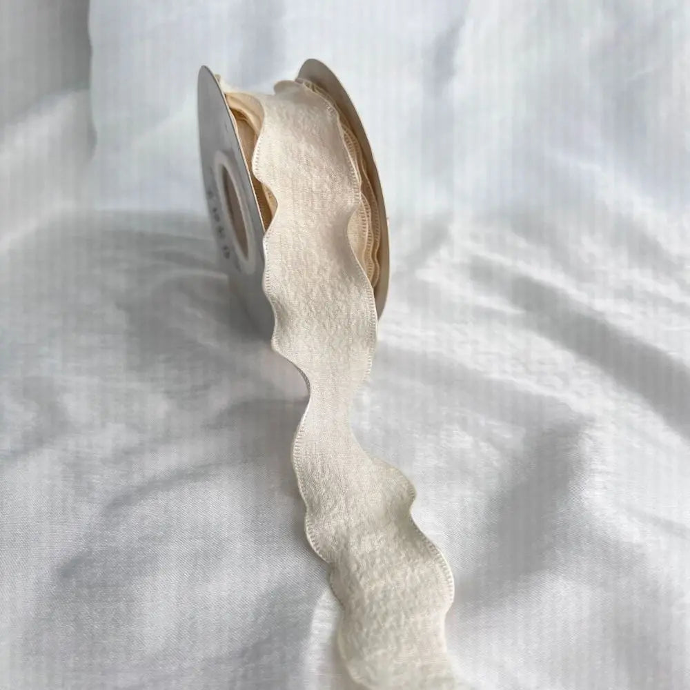 10 Yards Fishtail Yarn Ribbons Wave Edge Pleated Chiffon Ribbon Gift Wrapping Bouquets Packaging Material DIY Decor